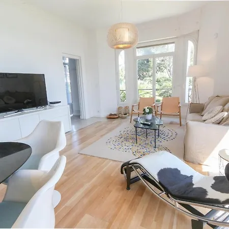 Superb 3br With Ac Sea View Parking And Garden - Benakey