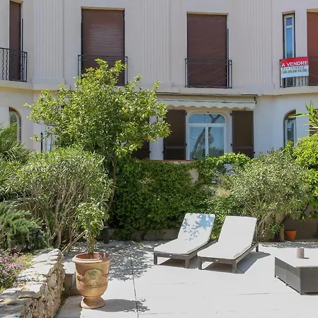 Superb 3br With Ac Sea View Parking And Garden - Benakey Apartment