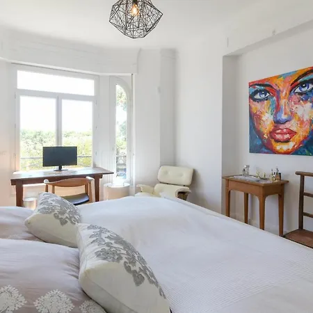 Superb 3br With Ac Sea View Parking And Garden - Benakey