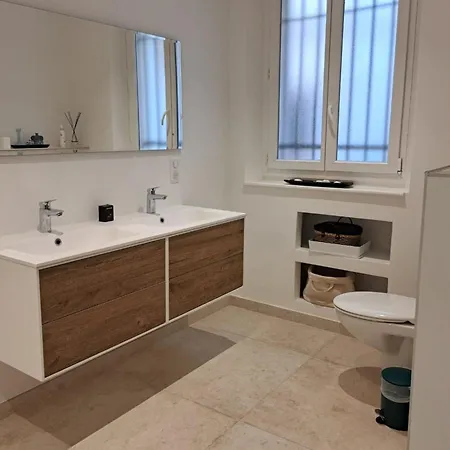 Apartment Superb 3br With Ac Sea View Parking And Garden - Benakey *